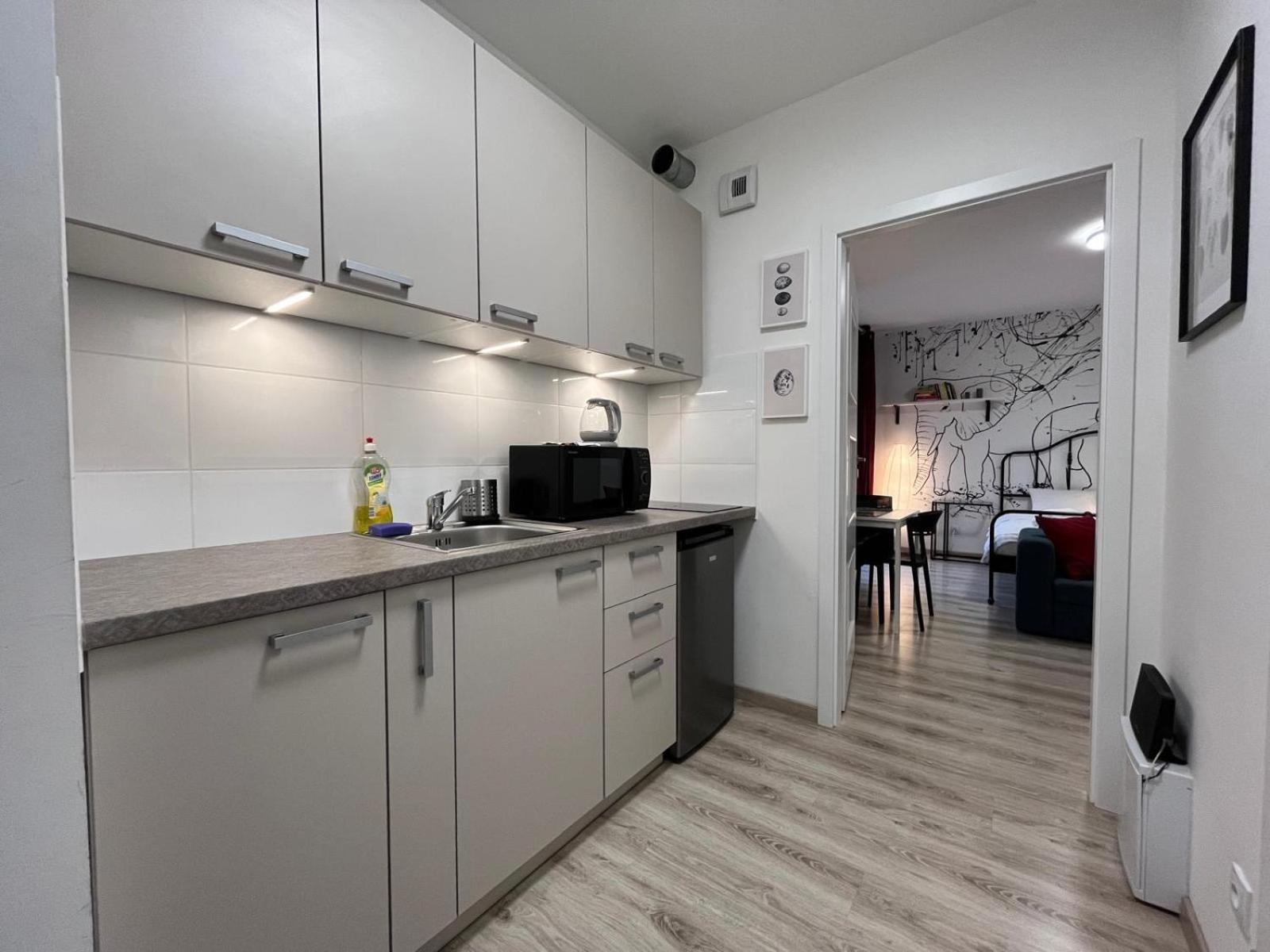 Wilenska Express Apartment Varşovia Exterior foto