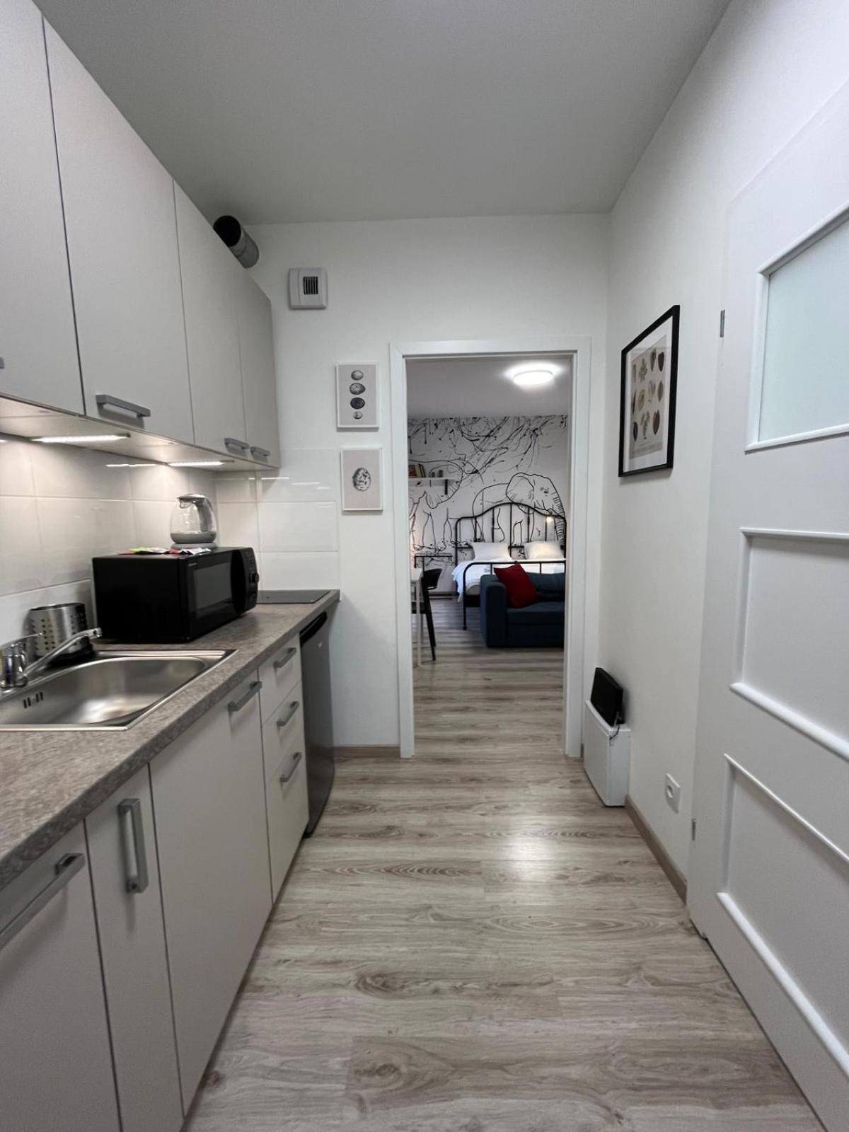 Wilenska Express Apartment Varşovia Exterior foto